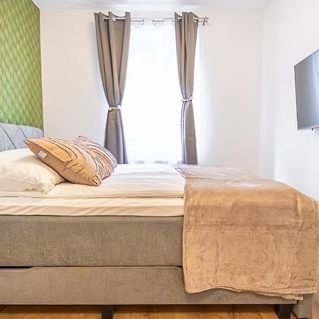 Charming 1Br And 1Lr Apt Modern Design Donaustadt Vienne Extérieur photo