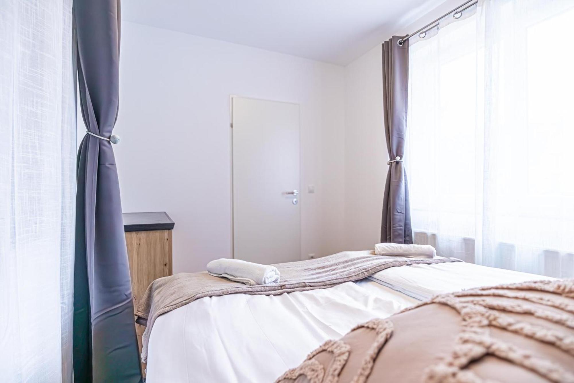 Charming 1Br And 1Lr Apt Modern Design Donaustadt Vienne Extérieur photo