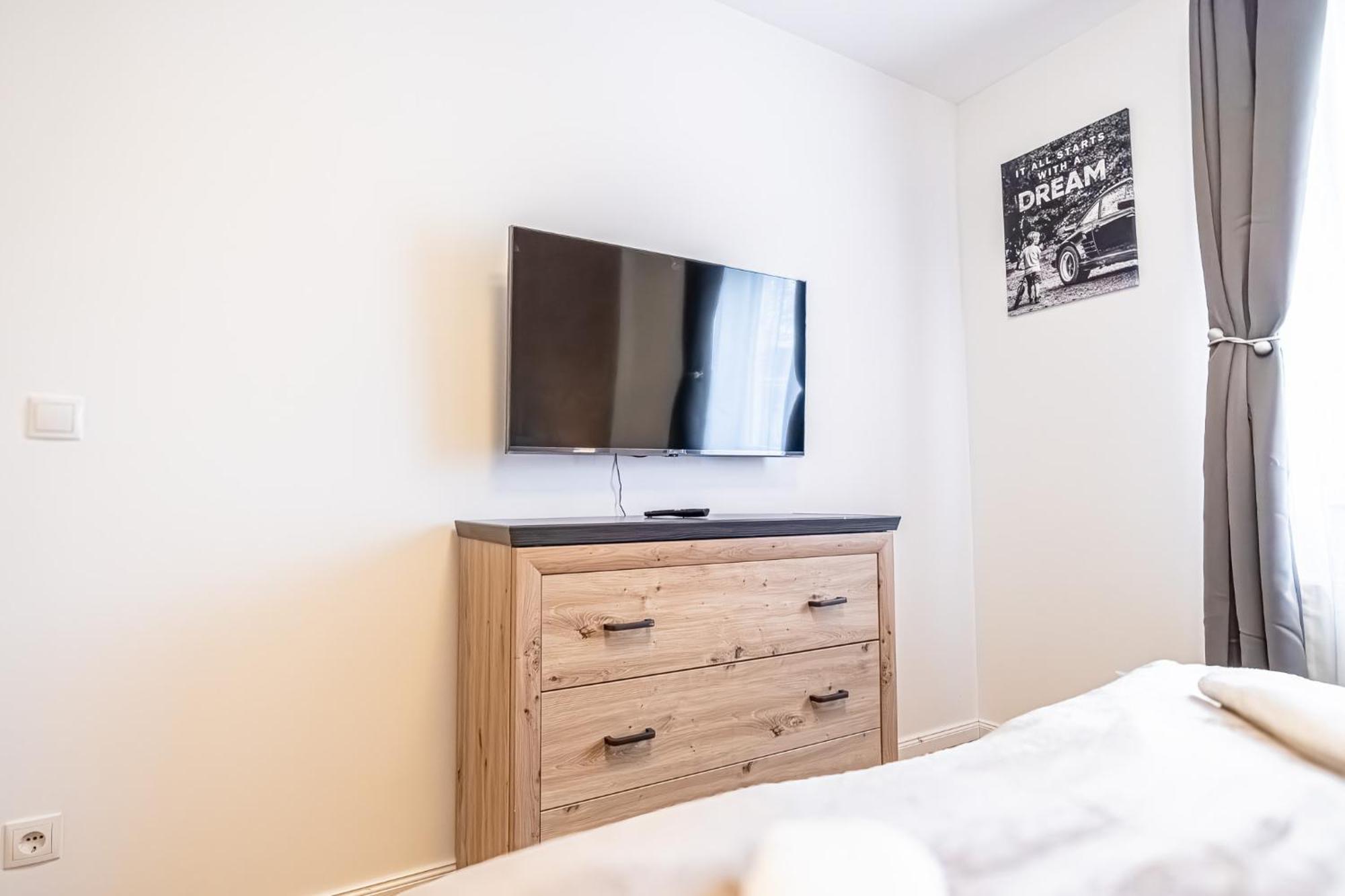 Charming 1Br And 1Lr Apt Modern Design Donaustadt Vienne Extérieur photo