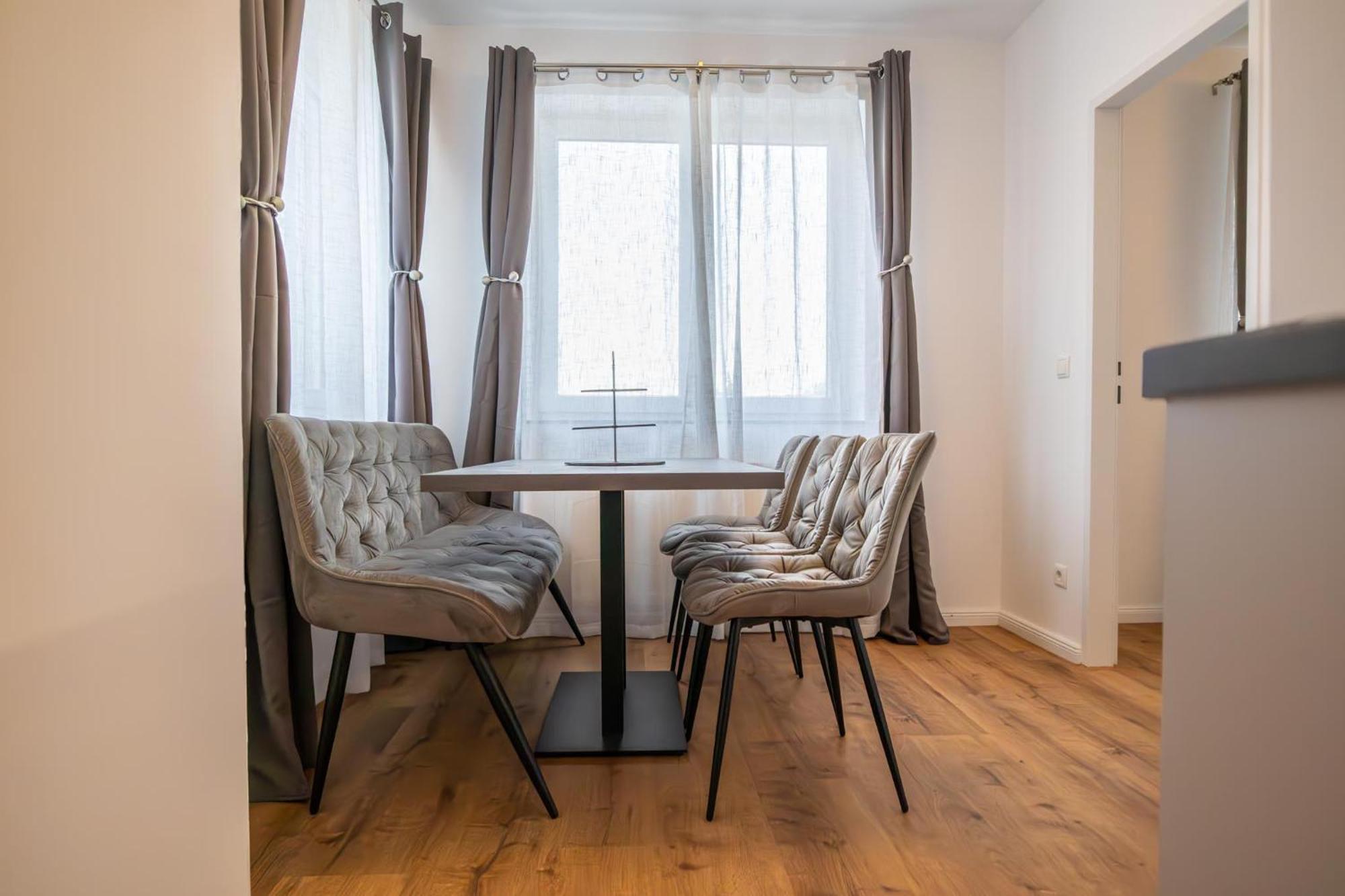 Charming 1Br And 1Lr Apt Modern Design Donaustadt Vienne Extérieur photo