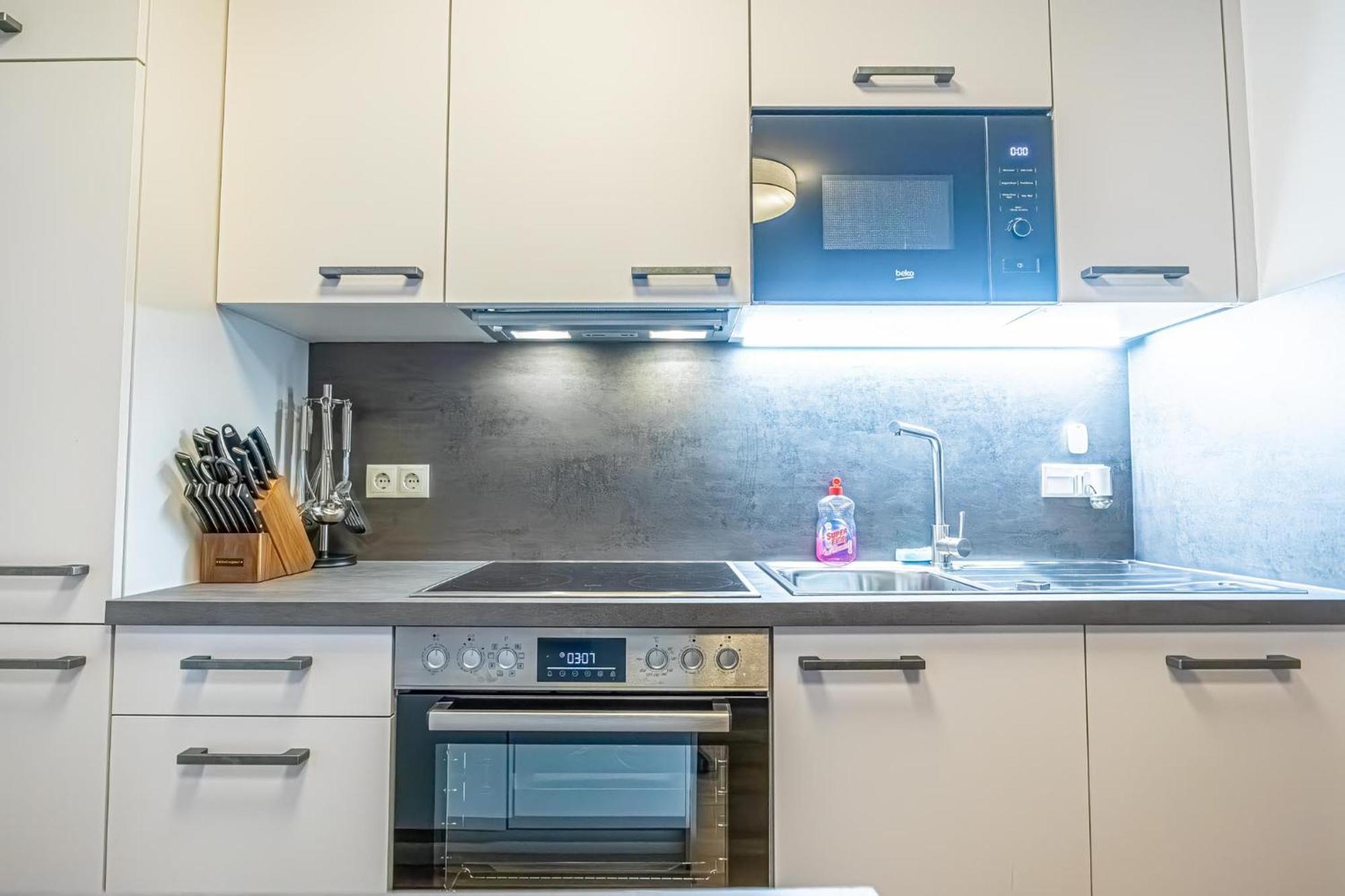 Charming 1Br And 1Lr Apt Modern Design Donaustadt Vienne Extérieur photo